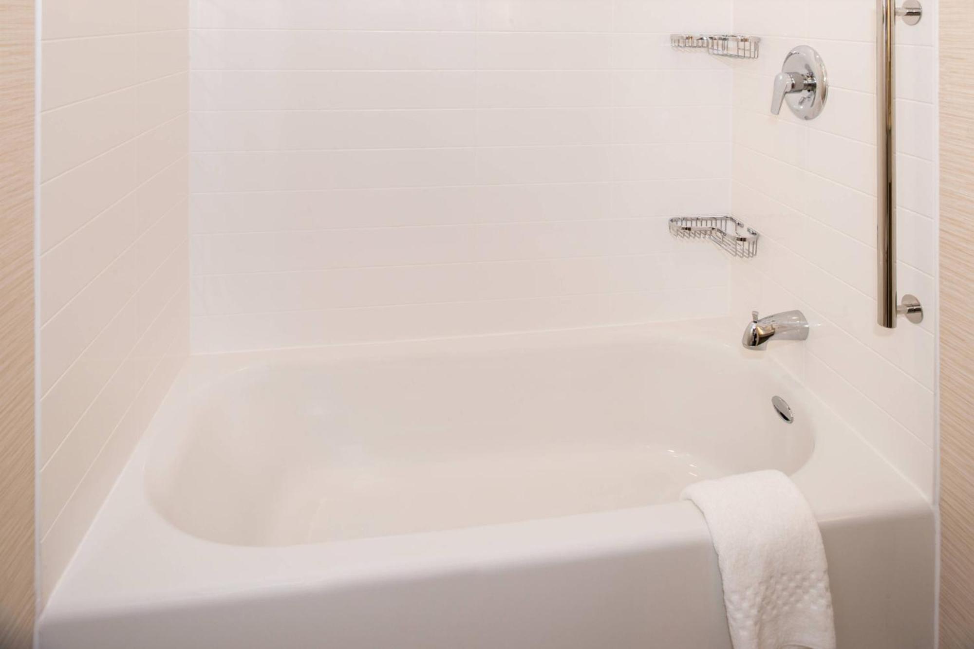 Fairfield Inn & Suites By Marriott Akron Stow Экстерьер фото